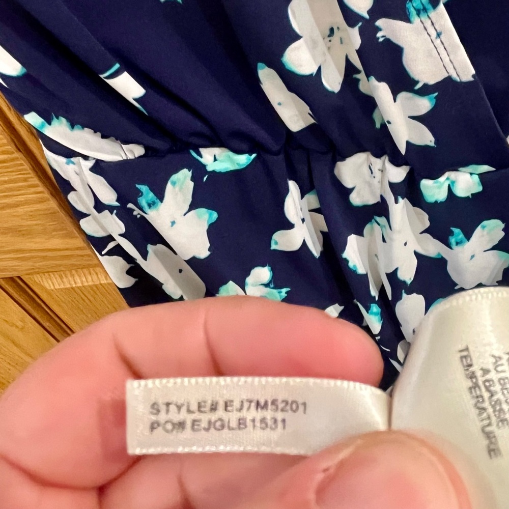 NWT Eliza J Women's Floral Printed Faux Wrap Surplus Bodice Dress Size 2 - Picture 11 of 12